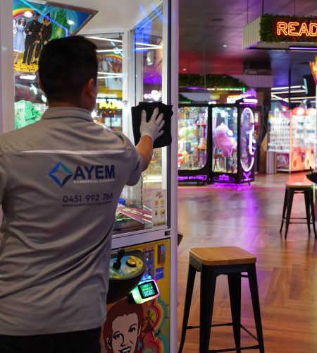 Retail Cleaning 4
